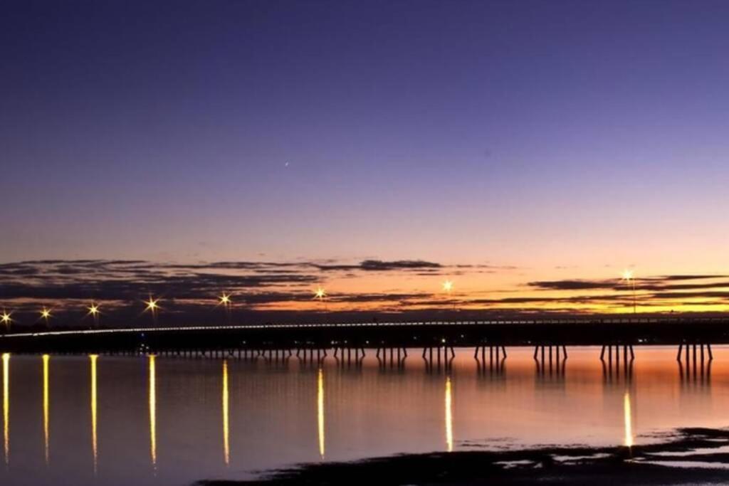 Bribie Island Unit With Pool - Amazing Beaches & Lifestyle! Bongaree Zewnętrze zdjęcie
