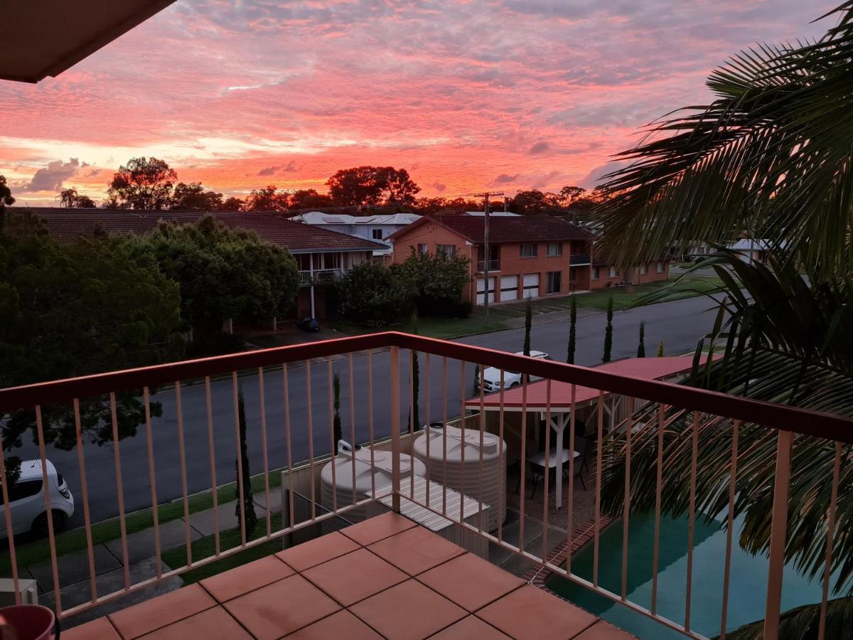 Bribie Island Unit With Pool - Amazing Beaches & Lifestyle! Bongaree Zewnętrze zdjęcie